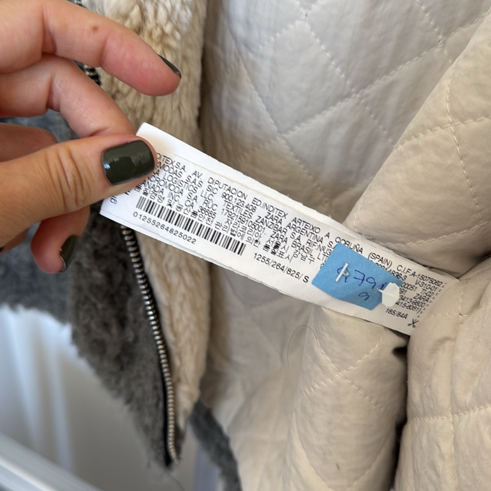 Zara  Cozy Gray Jacket - Picture 5 of 7